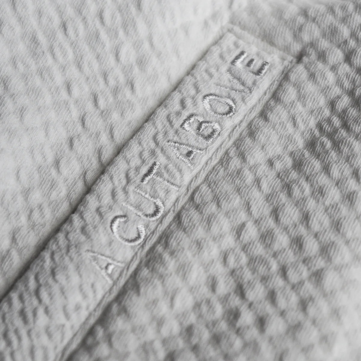 HighCut WHITE WAFFLE KNIT HOODIE